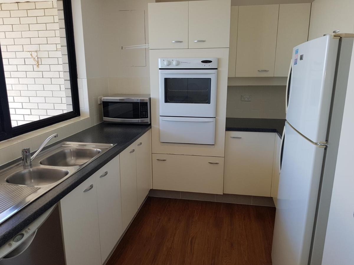 Burgess @ Kings Beach Apartments Caloundra Bagian luar foto